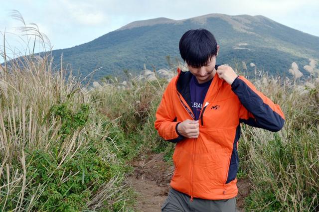 輕量登山新選擇,覓樂MILLET防潑保暖化纖棉服外套測評體驗