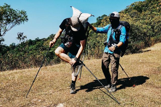 去爬山穿短褲方便還是穿長(zhǎng)褲好?分享兩款戶外速干褲