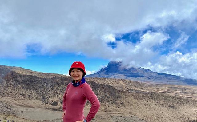 登上非洲之巔乞力馬扎羅山,瑞士Odlo奧遞樂保暖內衣實測