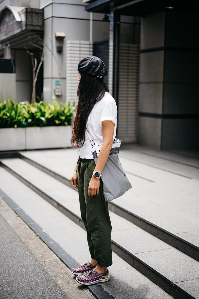 去爬山穿短褲方便還是穿長(zhǎng)褲好?分享兩款戶外速干褲