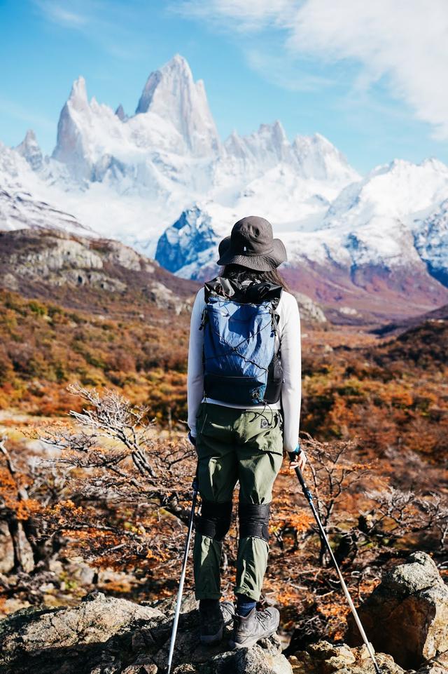 去爬山穿短褲方便還是穿長(zhǎng)褲好?分享兩款戶外速干褲