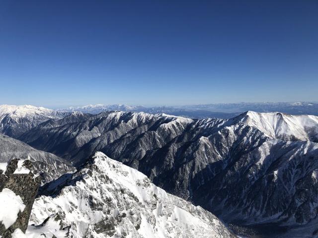 日本登山的好地方,冬季攀登百名山中的槍岳和穗高岳