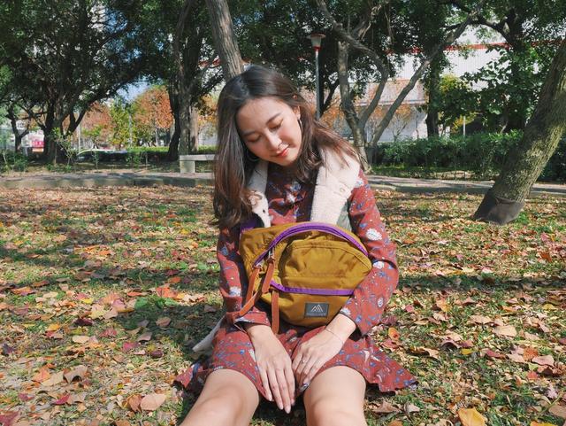 腰包怎么背好看,戶外品牌也可以背出新時尚