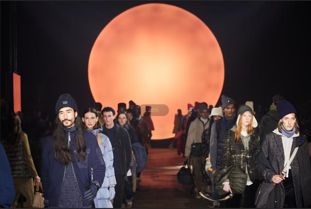 camel active德國(guó)柏林時(shí)裝周沉浸式大秀震撼落幕