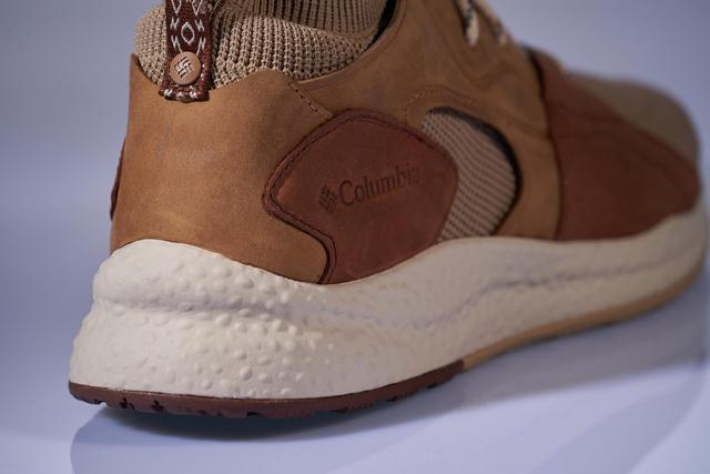 哥倫比亞Columbia全新城市徒步鞋,一起從城市走向山野