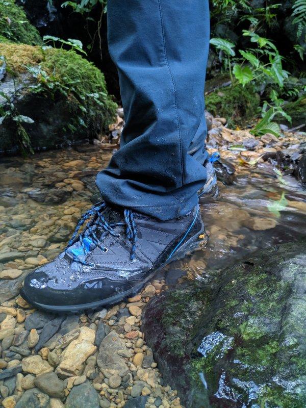 去山上睡一晚,需要攜帶的戶外露營裝備建議