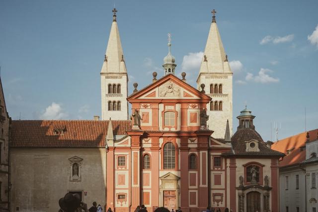 捷克去哪玩?東歐必訪千塔之城、金色布拉格自由行攻略