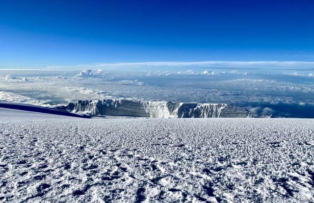 攀登非洲第一高峰,讓人向往的乞力馬扎羅山值得你來體驗