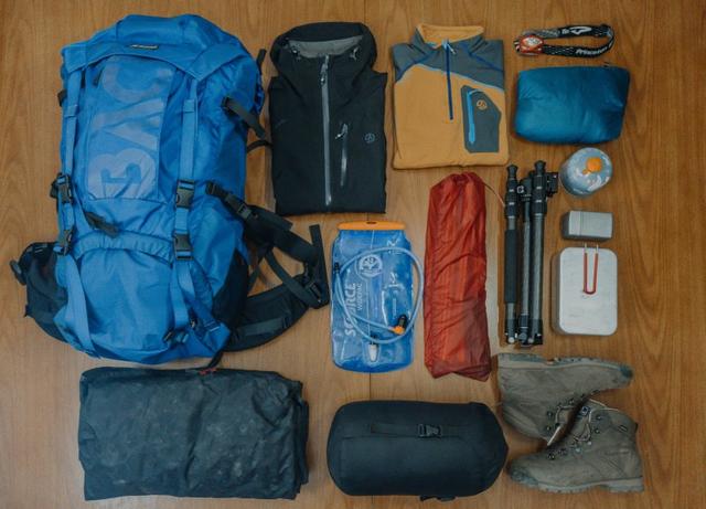 新手戶外裝備指南,實測背包、沖鋒衣、戶外鞋等必備戶外用品
