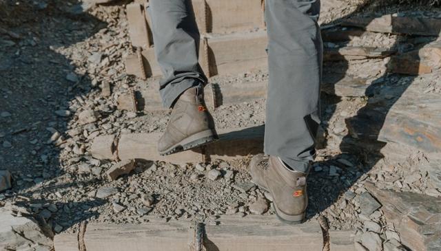 新手戶外裝備指南,實測背包、沖鋒衣、戶外鞋等必備戶外用品