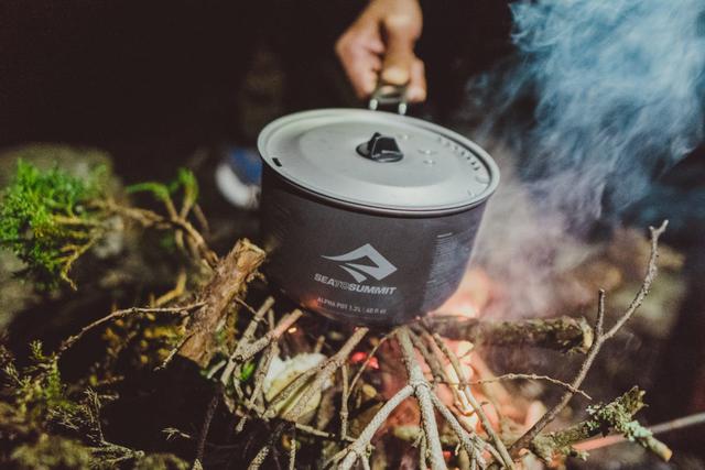 登山吃什么?爬山和露營食物分享