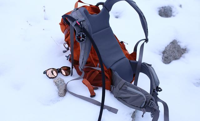 美國優勝美地的冰雪冒險,背上Mystery Ranch神秘牧場背包一起出發