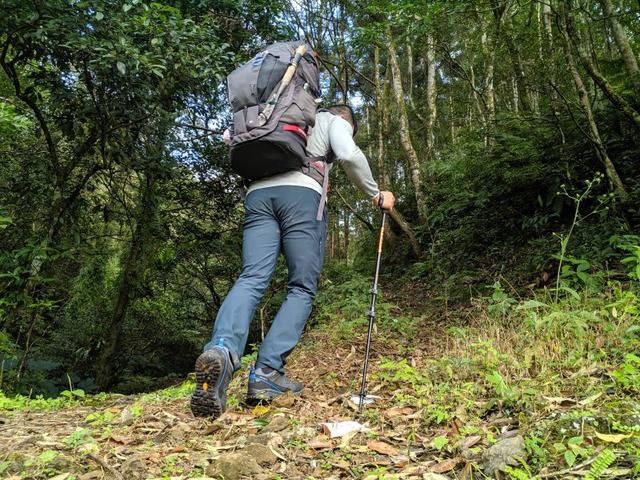 去山上睡一晚,需要攜帶的戶外露營裝備建議