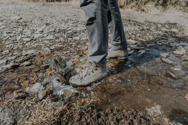 新手戶外裝備指南,實測背包、沖鋒衣、戶外鞋等必備戶外用品