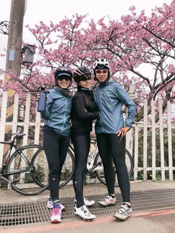 駝峰CamelBak多用途保溫水杯開箱評測,給你不一樣的喝水體驗