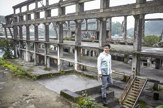 想要一雙有戶外元素的日常搭配鞋,何不直接試試戶外頂尖品牌?