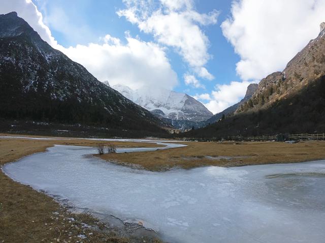 第一次去稻城亞丁?請收好這篇旅游攻略