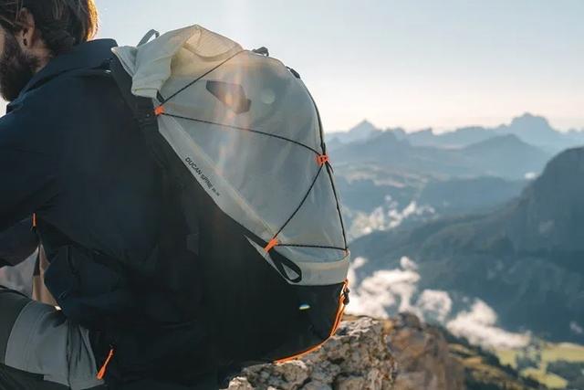 Mammut猛犸象推出Ducan Spin系列減負背包,爬山露營更輕便