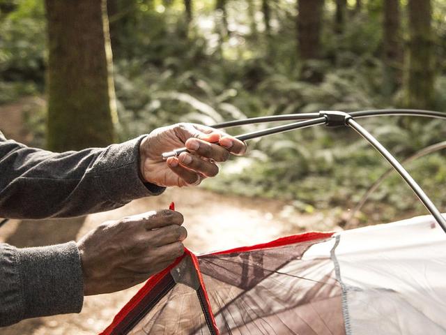 野外休閑露營,新手該如何挑選帳篷?