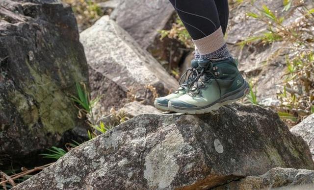 薩洛蒙(Salomon)VAYA中幫防水登山鞋實測,一款女孩專屬戶外鞋