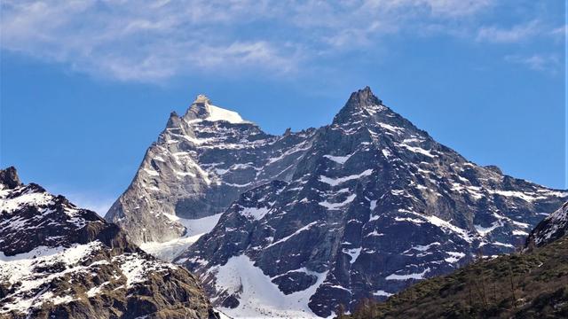 四姑娘雪山攀登,攀駱駝峰的點點記憶