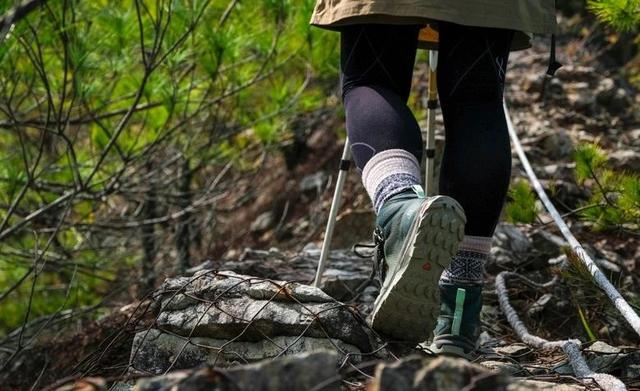 薩洛蒙(Salomon)VAYA中幫防水登山鞋實測,一款女孩專屬戶外鞋