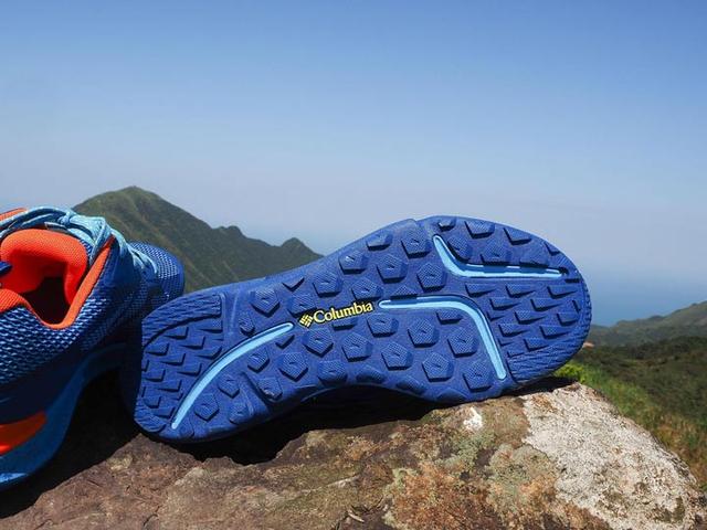 Columbia哥倫比亞徒步鞋開箱測試,身為戶外玩家腳上怎可少這一雙