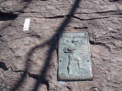 全長(zhǎng)3500公里沿途經(jīng)過(guò)105個(gè)城鎮(zhèn),荒野求生者的阿帕拉契亞小徑