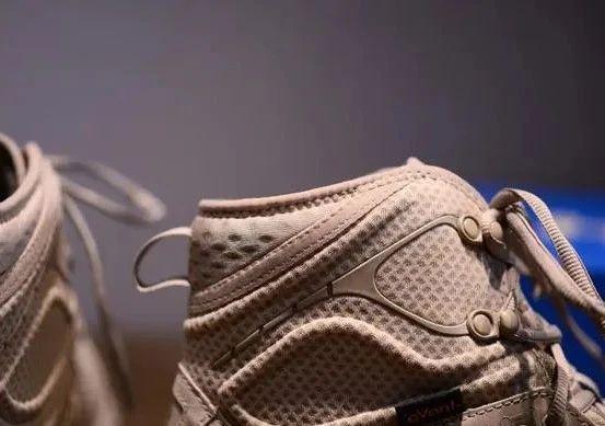 戶外鞋很土?開箱看看這雙Hoka one one好不好看