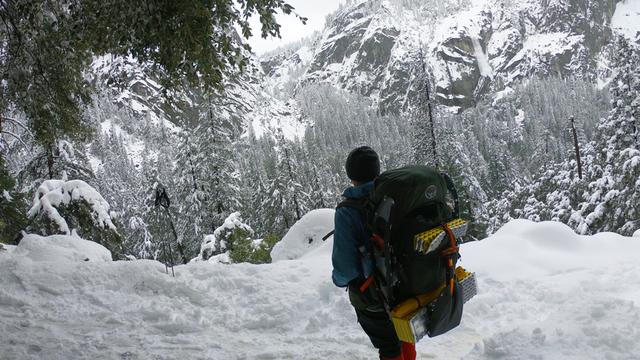 我是新手,第一次參加戶外登山活動前該如何準備?