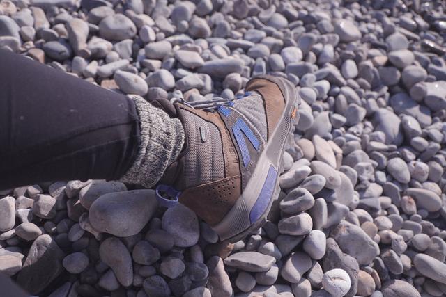 穿著Merrel(邁樂)戶外鞋陪著我上山下海,一雙即能滿足旅途上不同需求