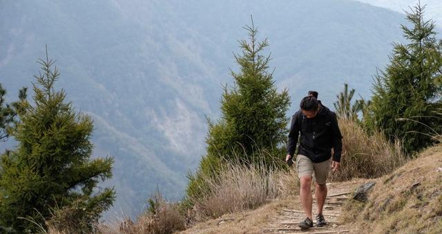 玩出不一樣的戶外,露營必備用品Keen涼鞋實測