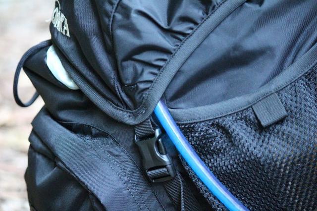 背包和折疊椅二者完美結合,TATONKA多功能折椅背包實測