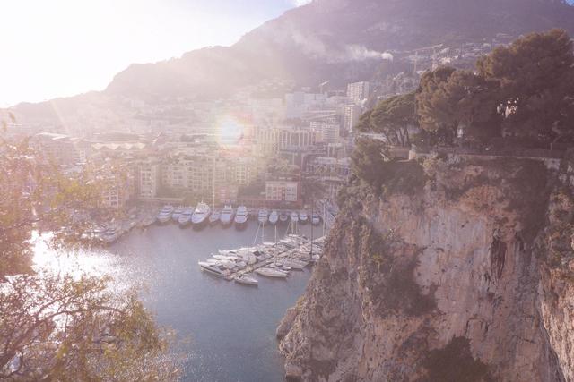 穿著Merrel(邁樂)戶外鞋陪著我上山下海,一雙即能滿足旅途上不同需求