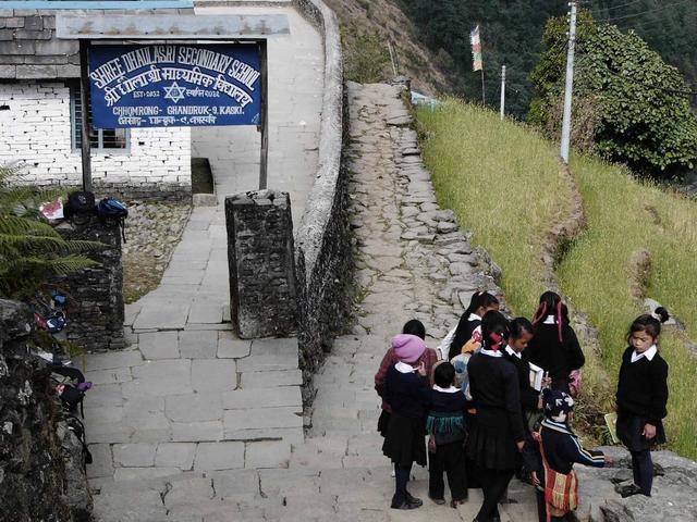 行走在喜馬拉雅山下,尼泊爾安納普爾納徒步之旅