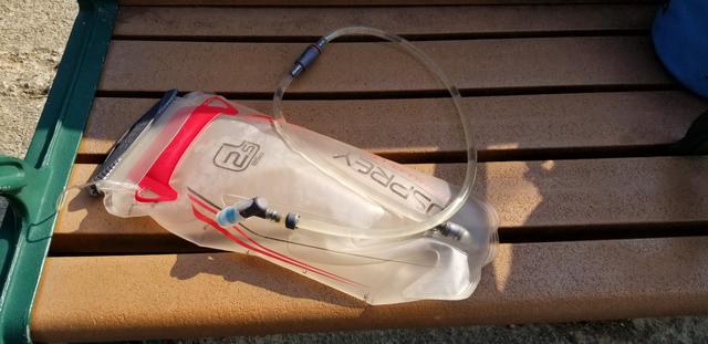 爬山要帶什么裝備?整理了以下建議放入背包的裝備