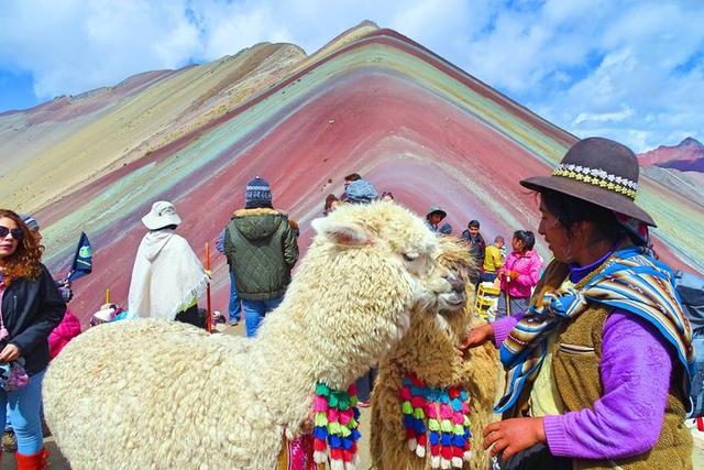 海拔5200米的秘魯彩虹山,看著就想去走一遍