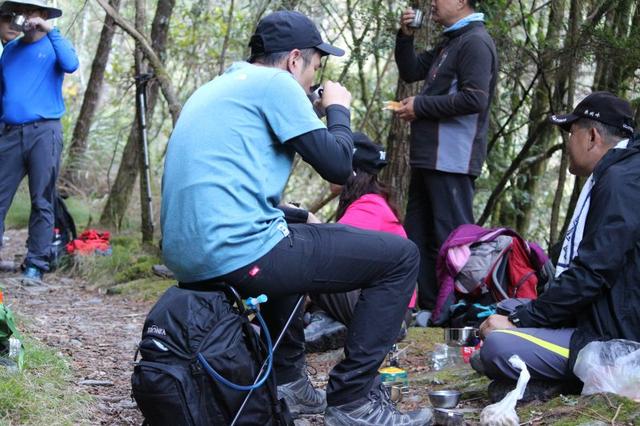 背包和折疊椅二者完美結合,TATONKA多功能折椅背包實測
