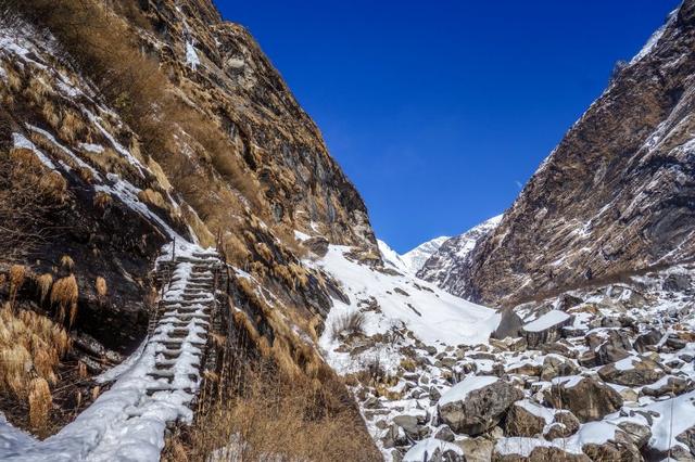 新手第一次徒步安納普爾納ABC大本營,不知死活感想