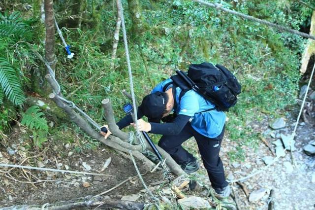 背包和折疊椅二者完美結合,TATONKA多功能折椅背包實測