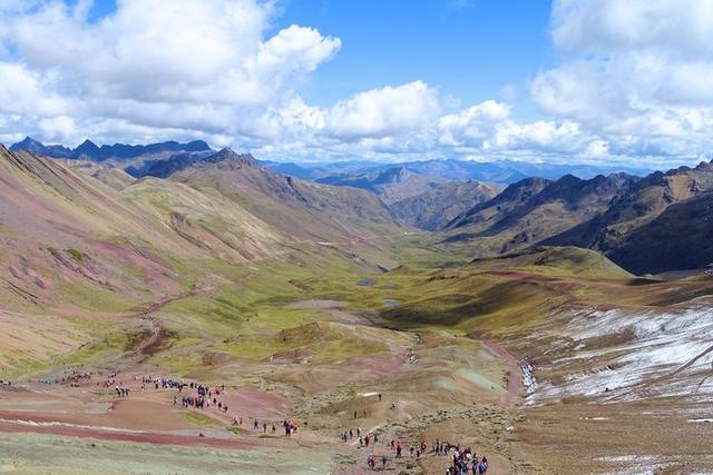 海拔5200米的秘魯彩虹山,看著就想去走一遍