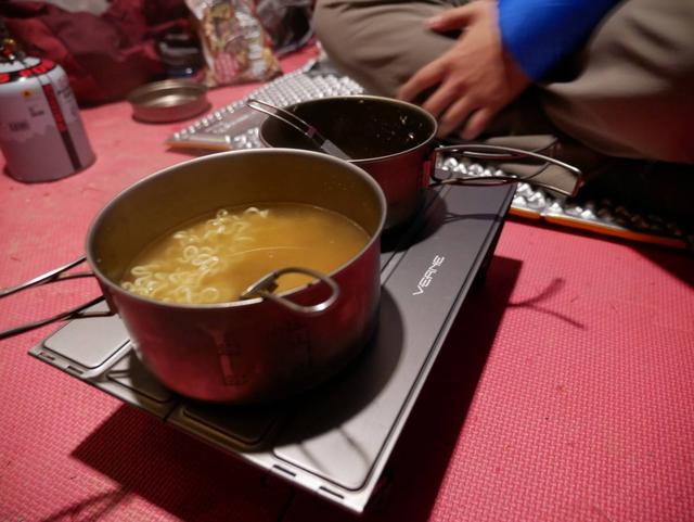 戶外野營套鍋登山野炊鍋具的選擇,你使用的鍋具是哪一款?