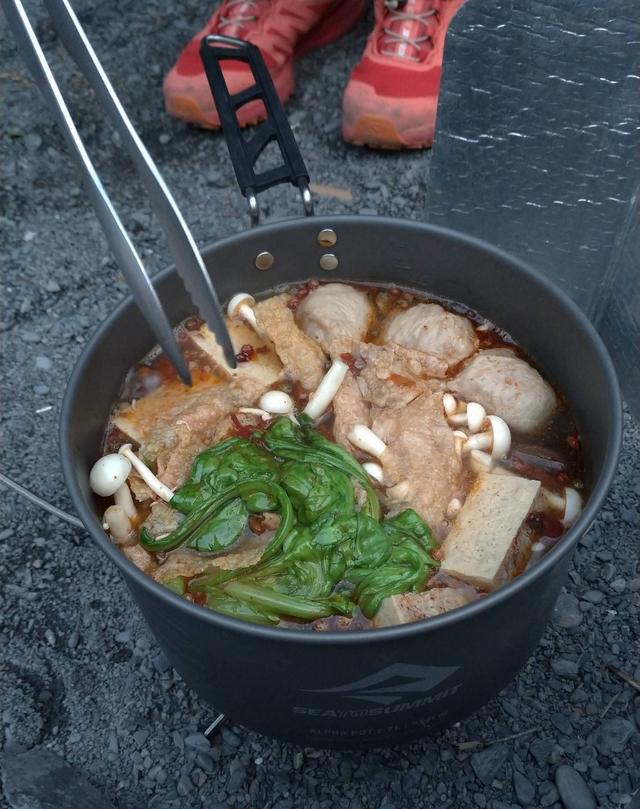 戶外野營套鍋登山野炊鍋具的選擇,你使用的鍋具是哪一款?