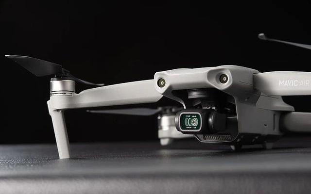 大疆DJI Mavic Air 2無人機真機開箱,航拍飛行入門之選