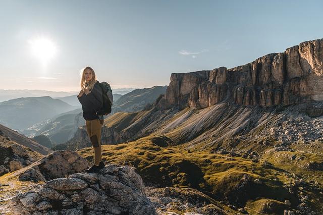 MAMMUT猛犸象春夏款登山褲推薦,好穿更要好看