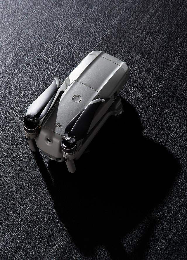 大疆DJI Mavic Air 2無人機真機開箱,航拍飛行入門之選