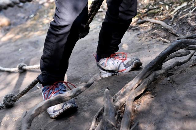 AKU意大利防水低幫登山鞋測評,給你章魚般的抓地力