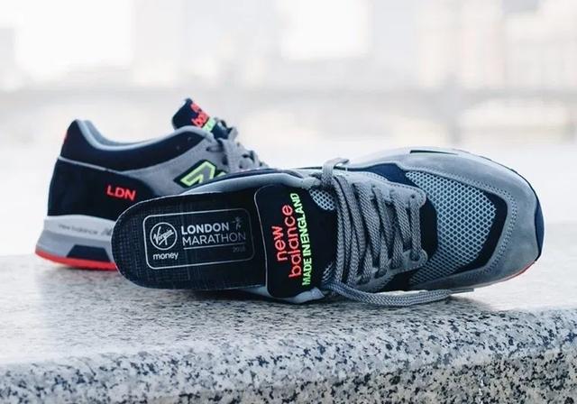 倫敦馬拉松限量版跑鞋,你選哪雙?