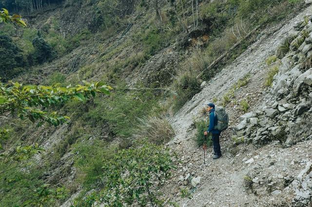 薩洛蒙salomon越野跑鞋實測,穿梭城市戶外和大自然來場親密約會