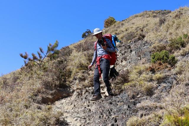上學(xué)時(shí)買不起的戶外鞋,戶外頂尖品牌之一的LOWA低幫徒步鞋實(shí)測(cè)